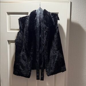 Investments Black Textured Faux Fur Vest